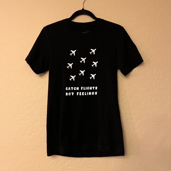 Serengetee Black T-Shirt “Catch Flights Not Feelings” - Picture 5 of 7